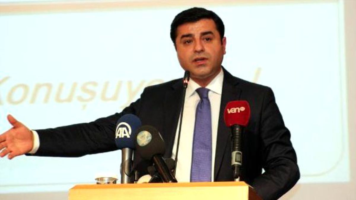 Demirtaş: Tek Dil, Tek Millet Sloganı Faşizmin Sloganıdır (2)