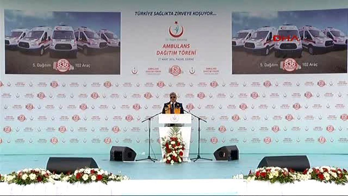 Edirne- Sağlık Bakanı Müezzinoğlu\'nun Katılımıyla Edirne\'de 102 Ambulansın Dağıtım Töreni Yapıldı