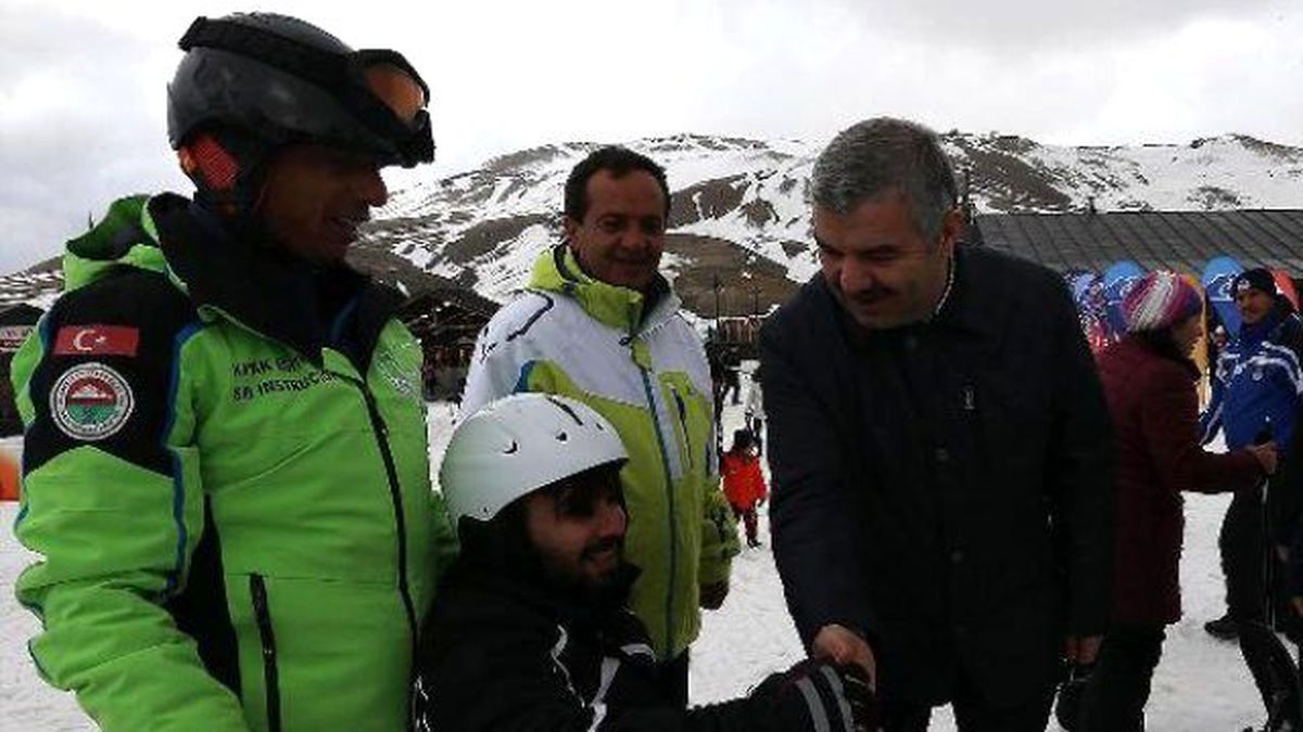 Engeliler Ulusal Kar Festivali\'ne 200 Engelli Katıldı