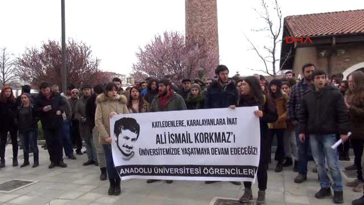 Eskişehir Anadolu Üniversitesi\'nde Ali İsmail Korkmaz Gerginliği