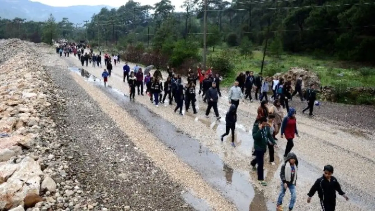 Kumluca Belen\'i Keşfediyor" Doğa Yürüyüşü