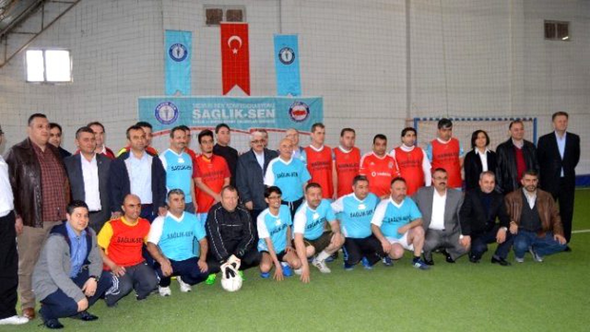 Şifa Veren Eller ve Şifa Bulan Eller Karşı Karşıya Geldi