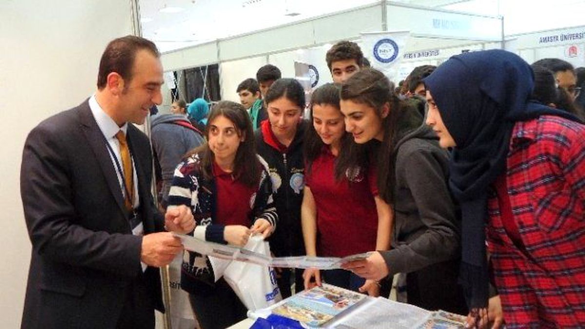 7 Aralık Üniversitesi, Mersin\'de Tanıtım Günlerine Katıldı