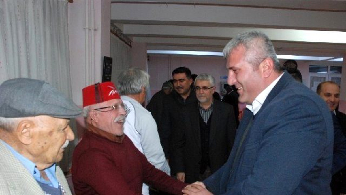 AK Parti Uşak İl Teşkilat, Huzurevi Sakinleriyle Buluştu