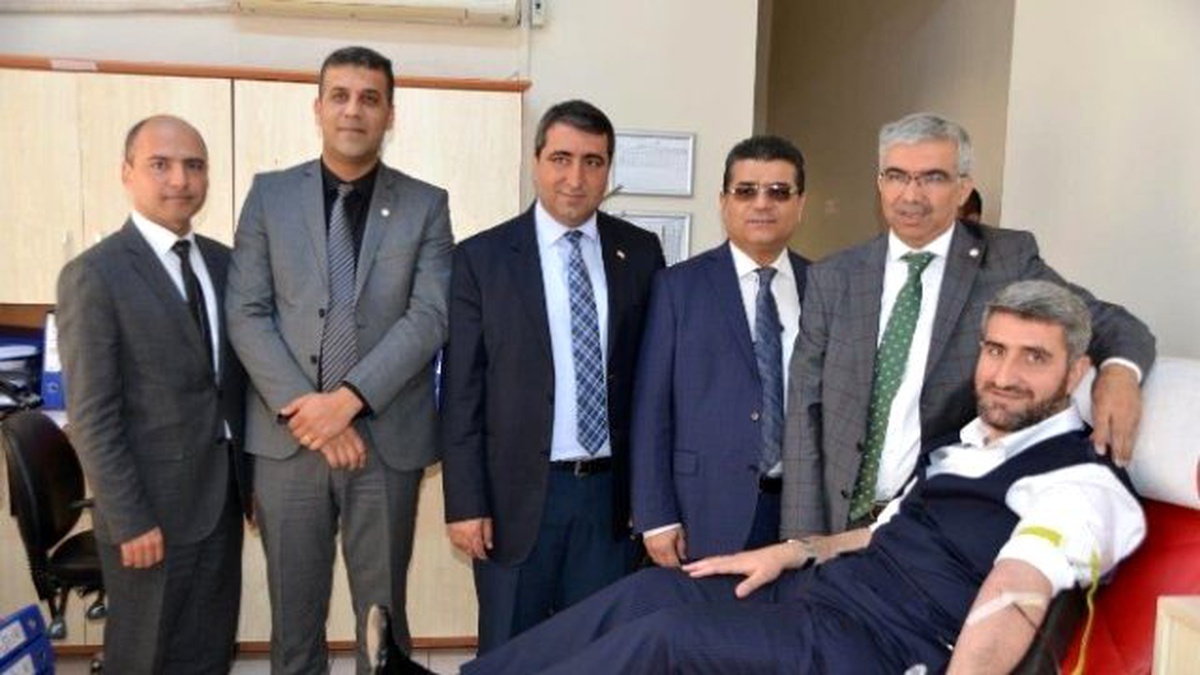 Anadolu Aslanları Kızılay\'a Kan Verdi