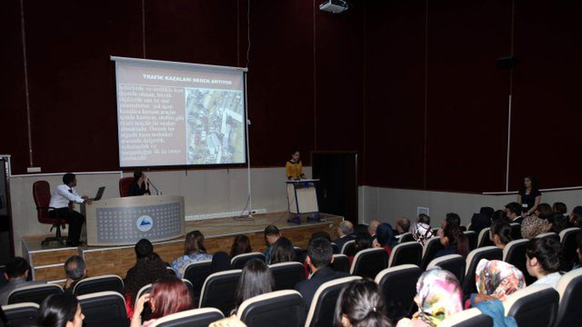 Vahyin Gölgesinde Sosyal Hayat" Konulu Seminer Düzenlendi
