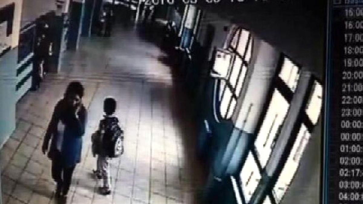 Beratcan\'ın Okuldaki Son Görüntüleri! Adım Adım Ölüme Gidiyor