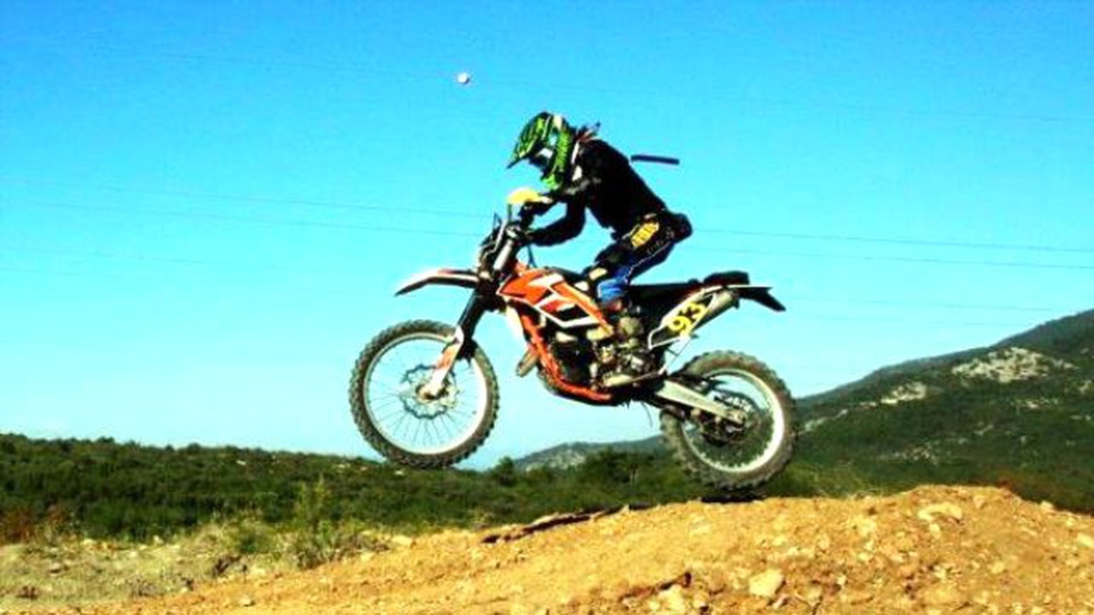 Enduro Sporcularının Antrenmanları Bile Nefes Kesti