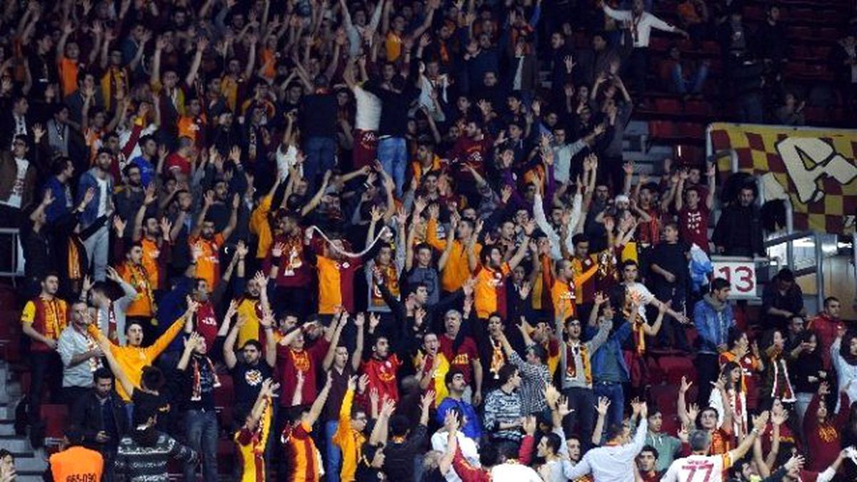 Galatasaray Taraftarı Salonu Dolduracak