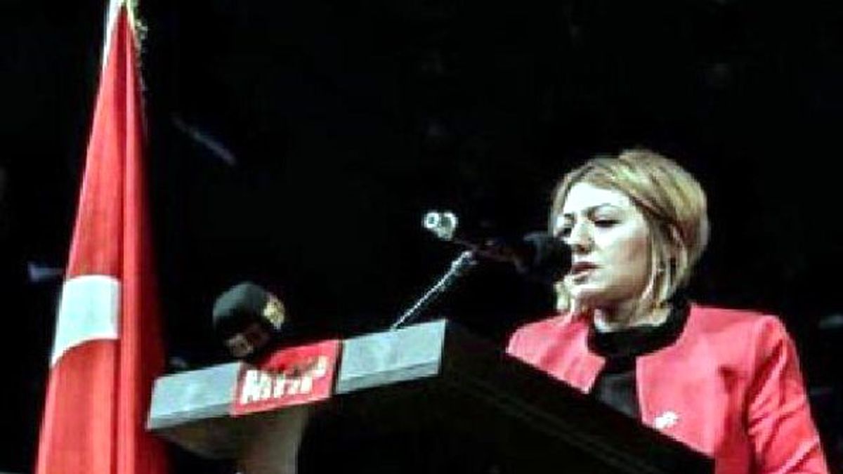 MHP'li Kadınlardan, 'Bir Kereden, Çok Şey Olur' İmza Kampanyası