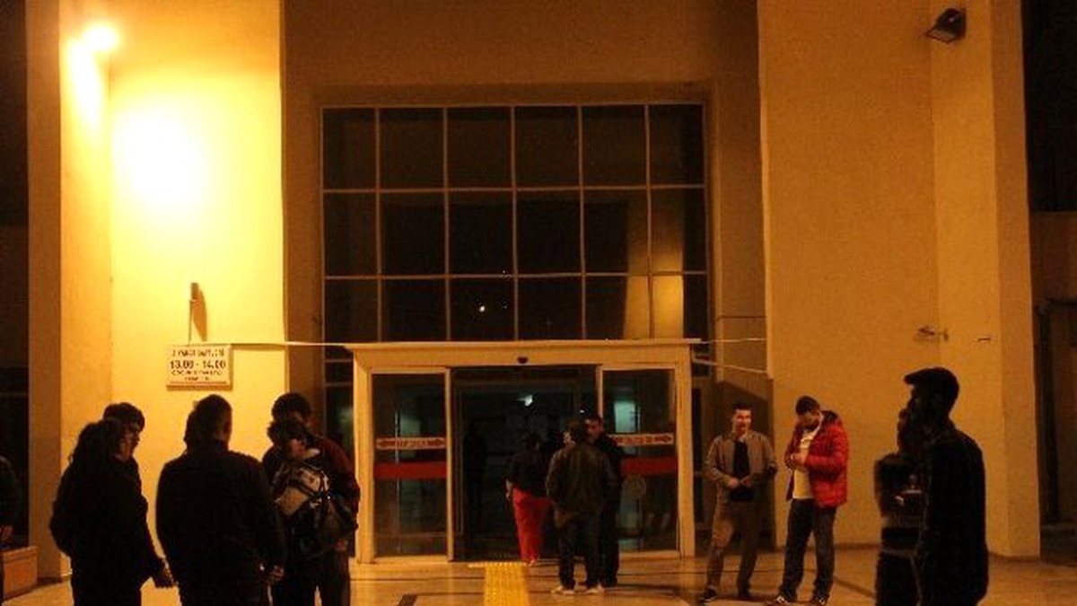 PKK\'lıların Attığı Molotof Komiser Yardımcısını Yaktı