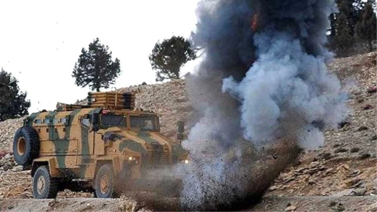 Askeri Araca Bombalı Tuzak Kuran PKK, 3 Askeri Yaraladı; Muhtarı Şehit Etti