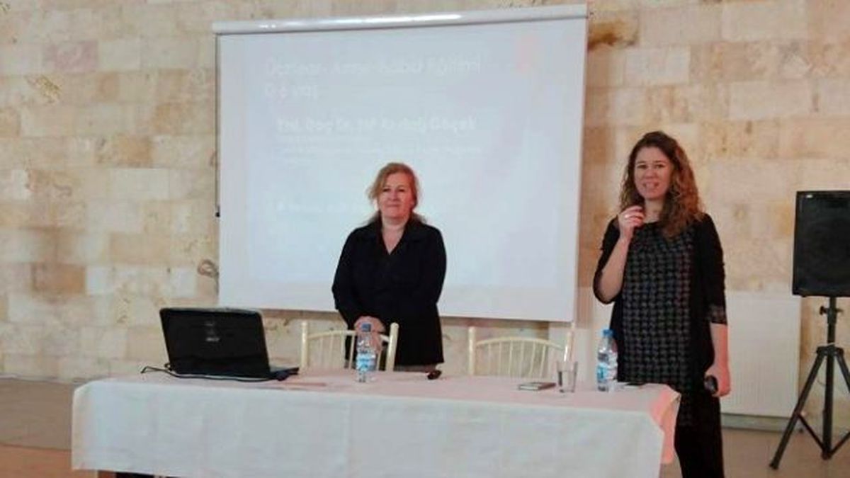 Uçhisar\'da, Etkili Anne Baba-ebeveynlik Semineri Sona Erdi