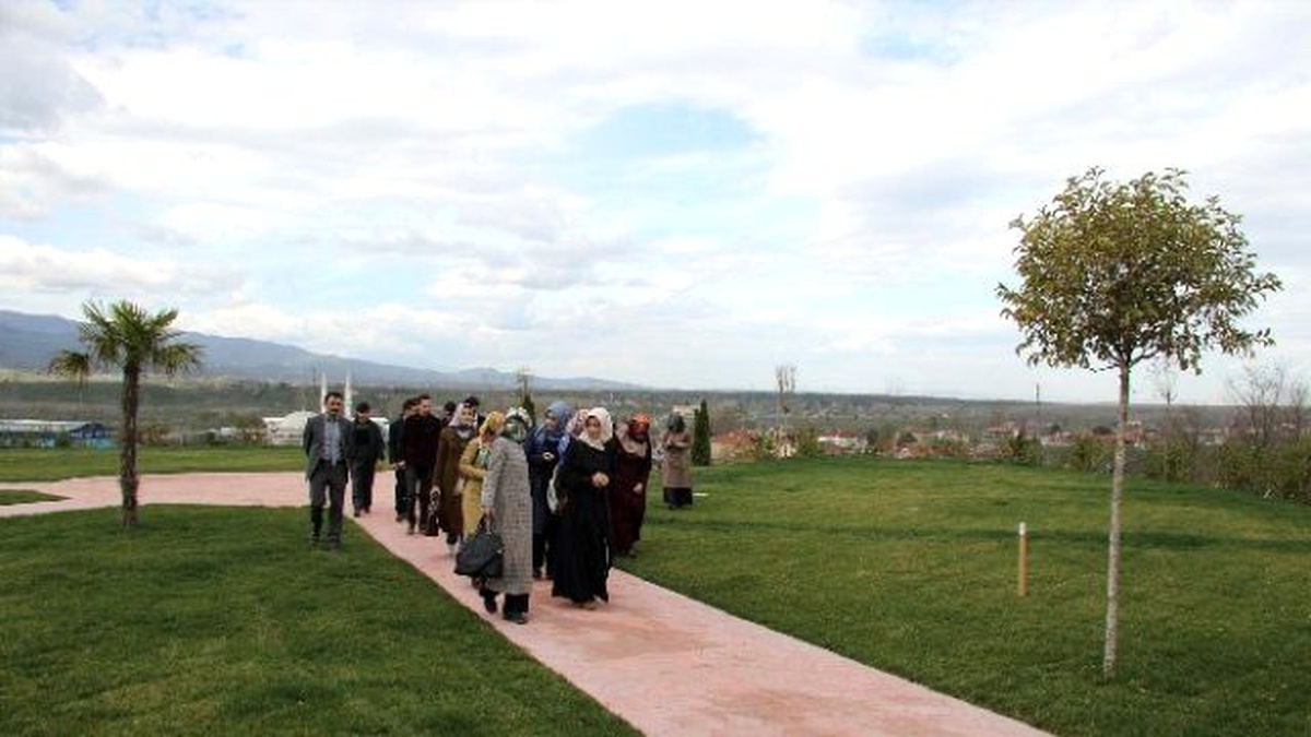 Akyazı\'ya Atanan Öğretmenler İlçeyi Gezdi