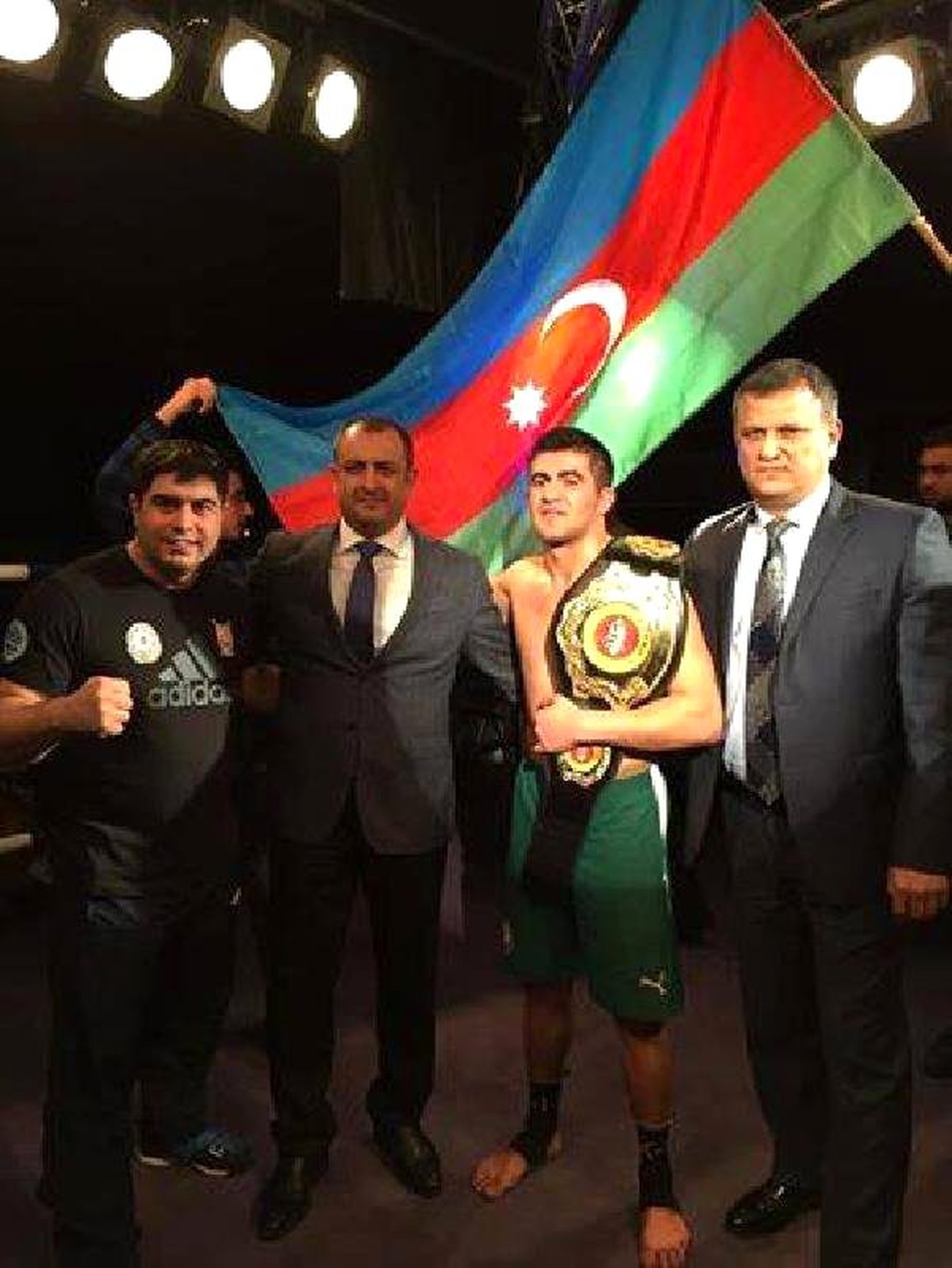 Azeri Sporcu Altın Kemerin Sahibi Oldu