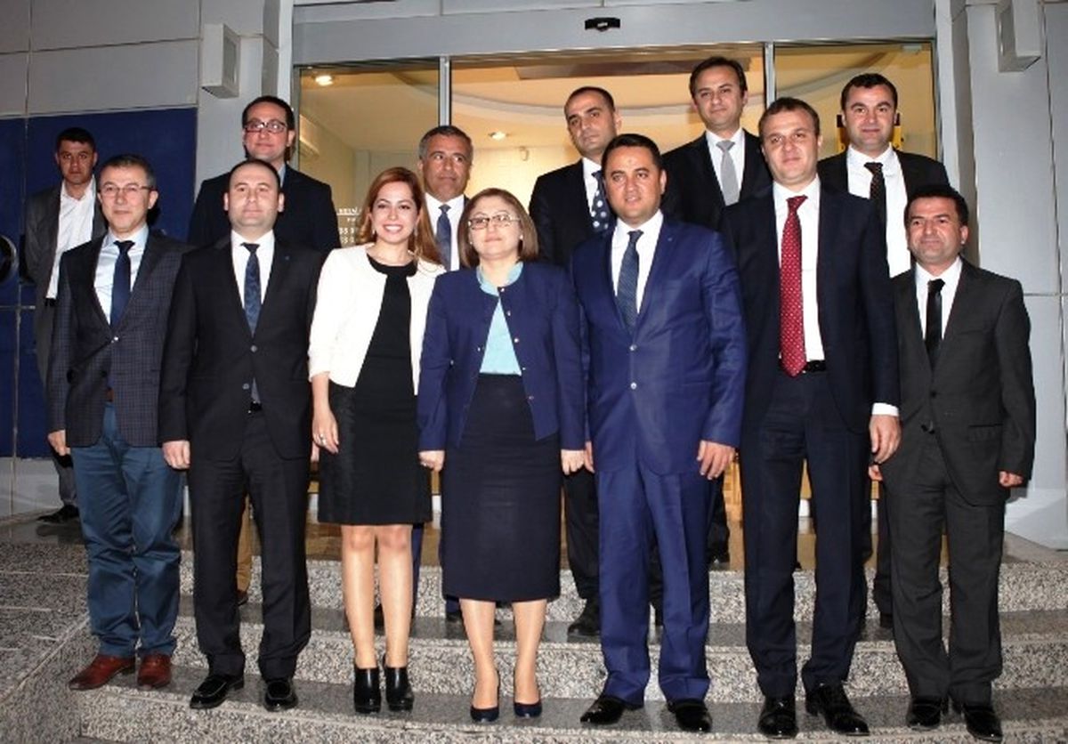 Büyükşehir Belediye Başkanı Fatma Şahin İnşaat Mühendisleri Odasını Ziyaret Etti.