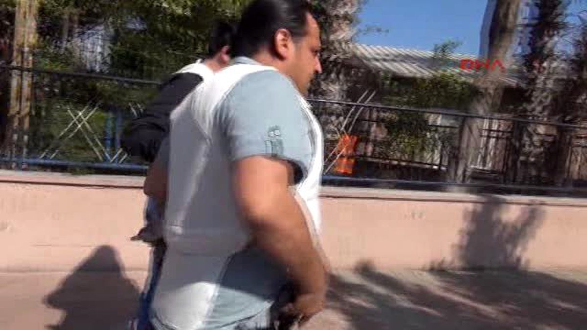 "Dostumu Vuracağım Gelip Beni Yakalayın" Diyerek Kendini İhbar Etti