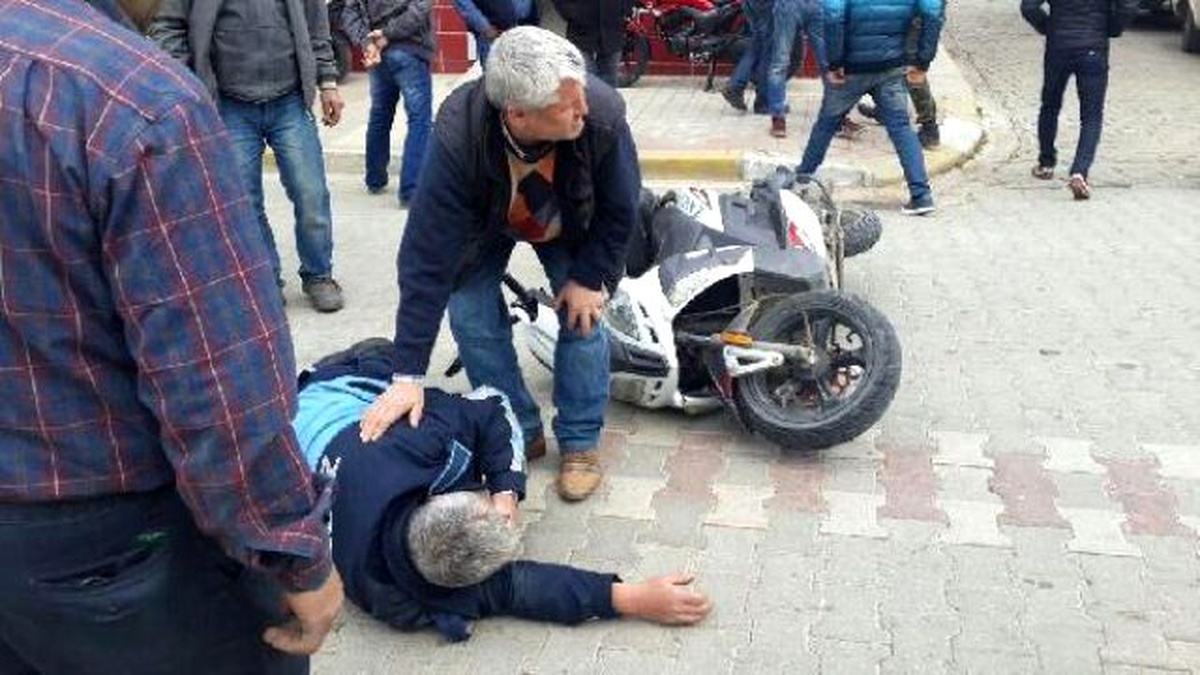 Otomobil Çarpan Motosikletli Zabıta Yaralandı