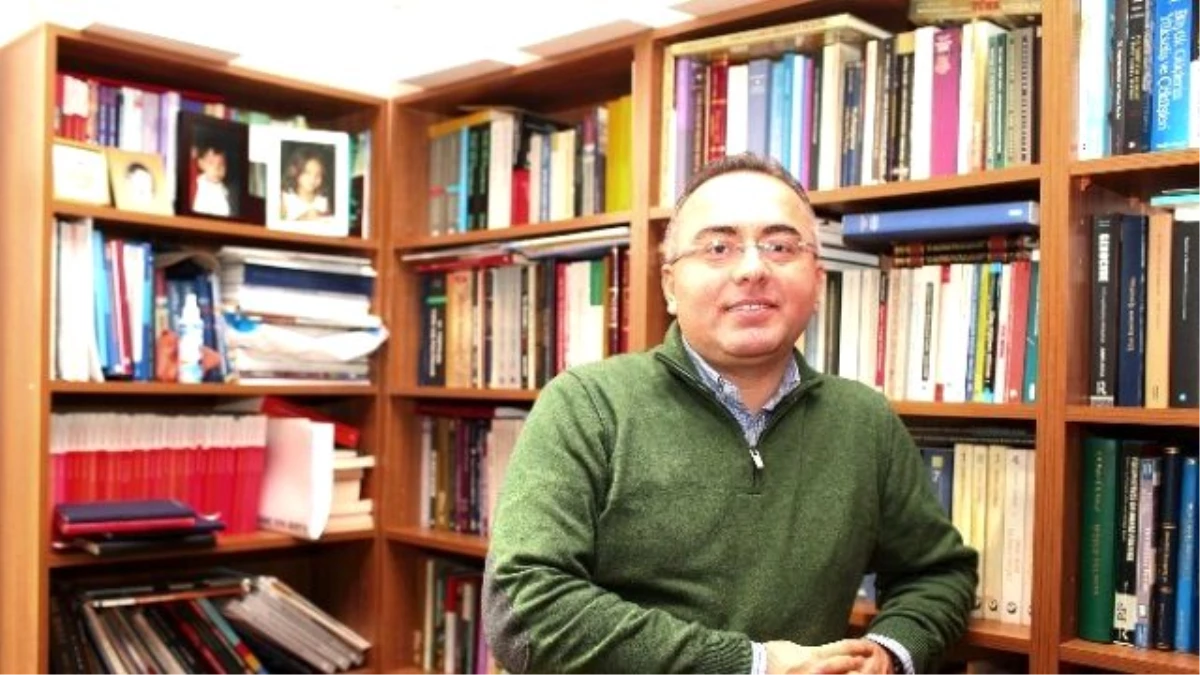 Prof. Dr. Mitat Çelikpala: "Rus Heyetin Gelişi Askeri Alanda Tarafların Görüşmeye Başladığına...