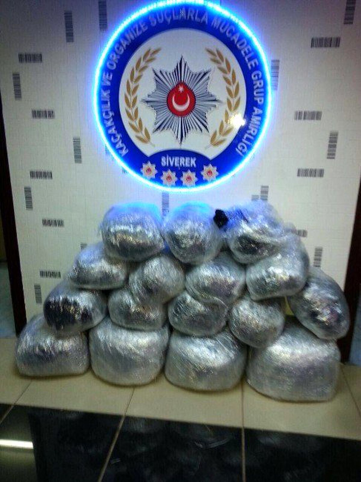 Şanlıurfa\'da 102 Kilo Esrar Ele Geçirildi