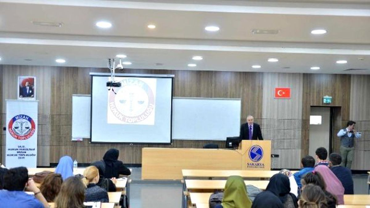 Saü\'de Dava Kritiği