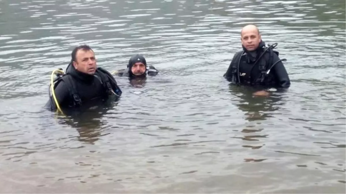 Su Altı Arama Kurtarma Ekibine Dalış Eğitimi