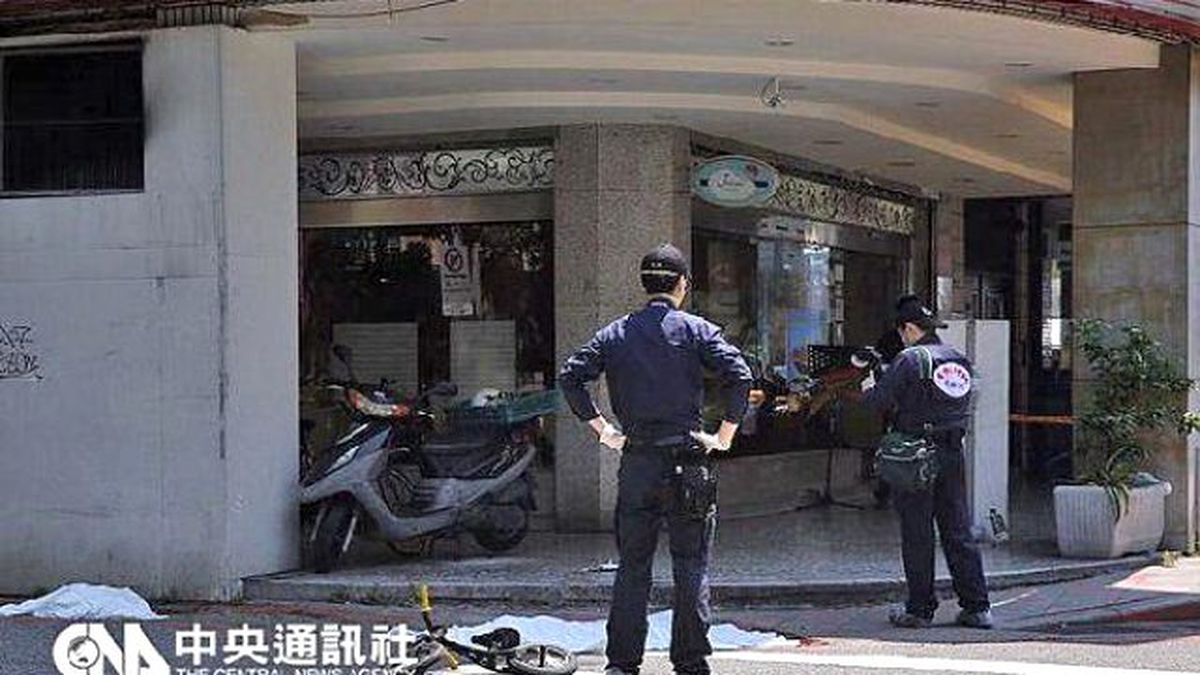 Tayvan'da Sokak Ortasında Dehşet! Annesinin Gözü Önünde Kafasını Kestiler