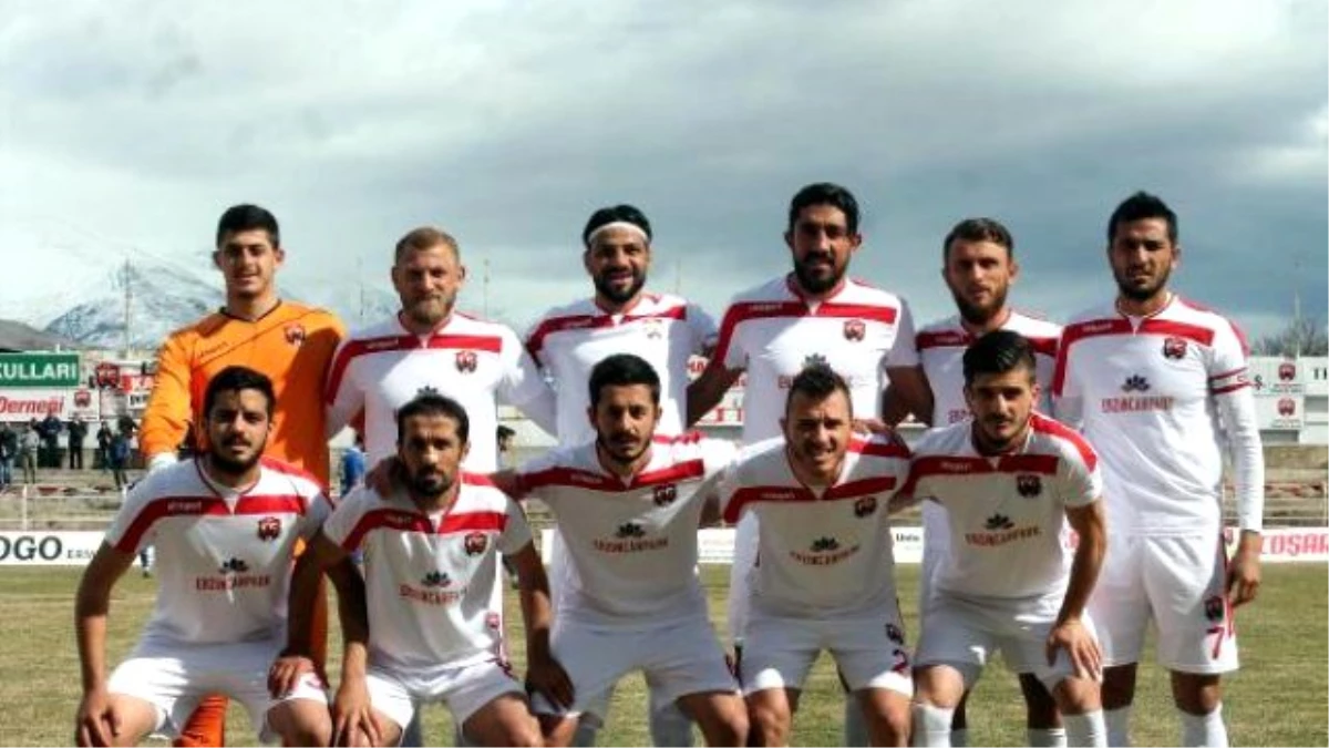 24 Erzincanspor Basın Sözcüsü: \'Bomba\' Diyen Futbolcu Adına Özür Dileriz