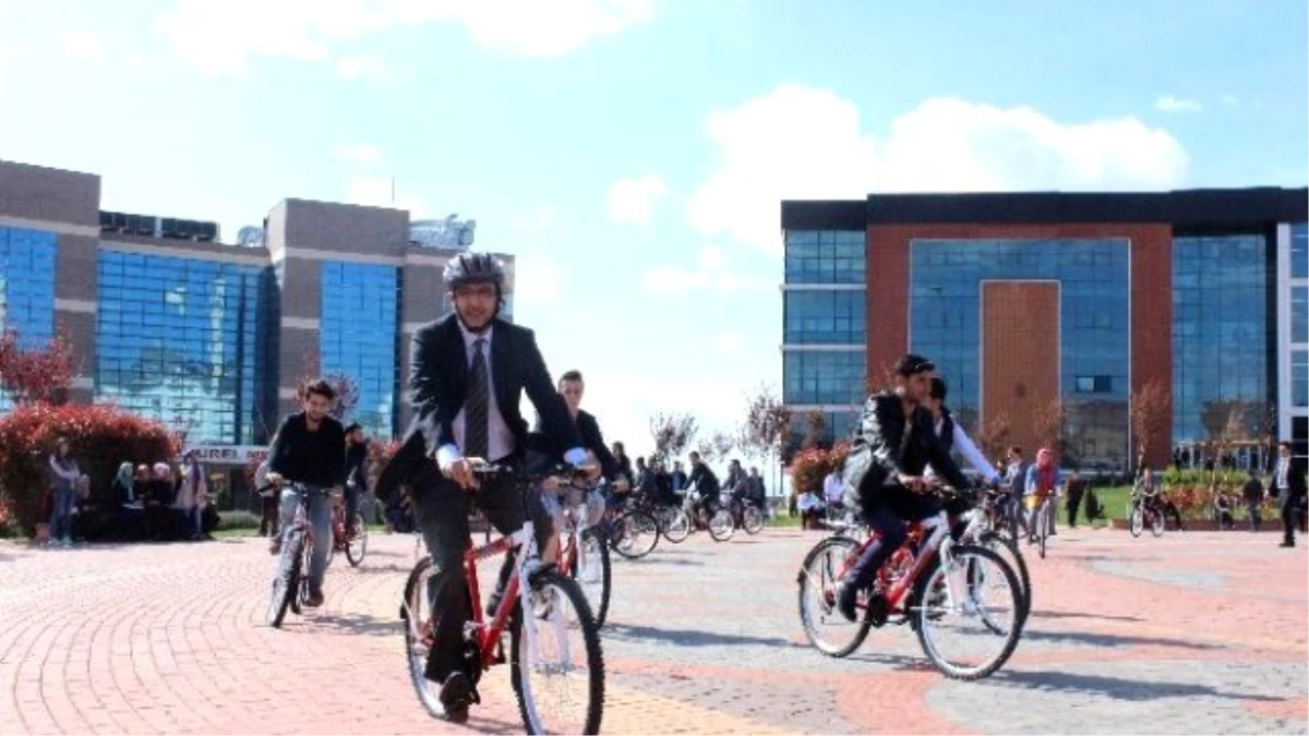 7 Aralık Üniversitesi\'ne 200 Bisiklet Teslim Edildi
