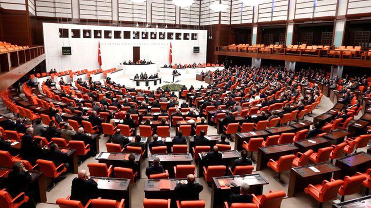 AK Parti'den Dokunulmazlıklar İçin CHP'ye Yeni Öneri