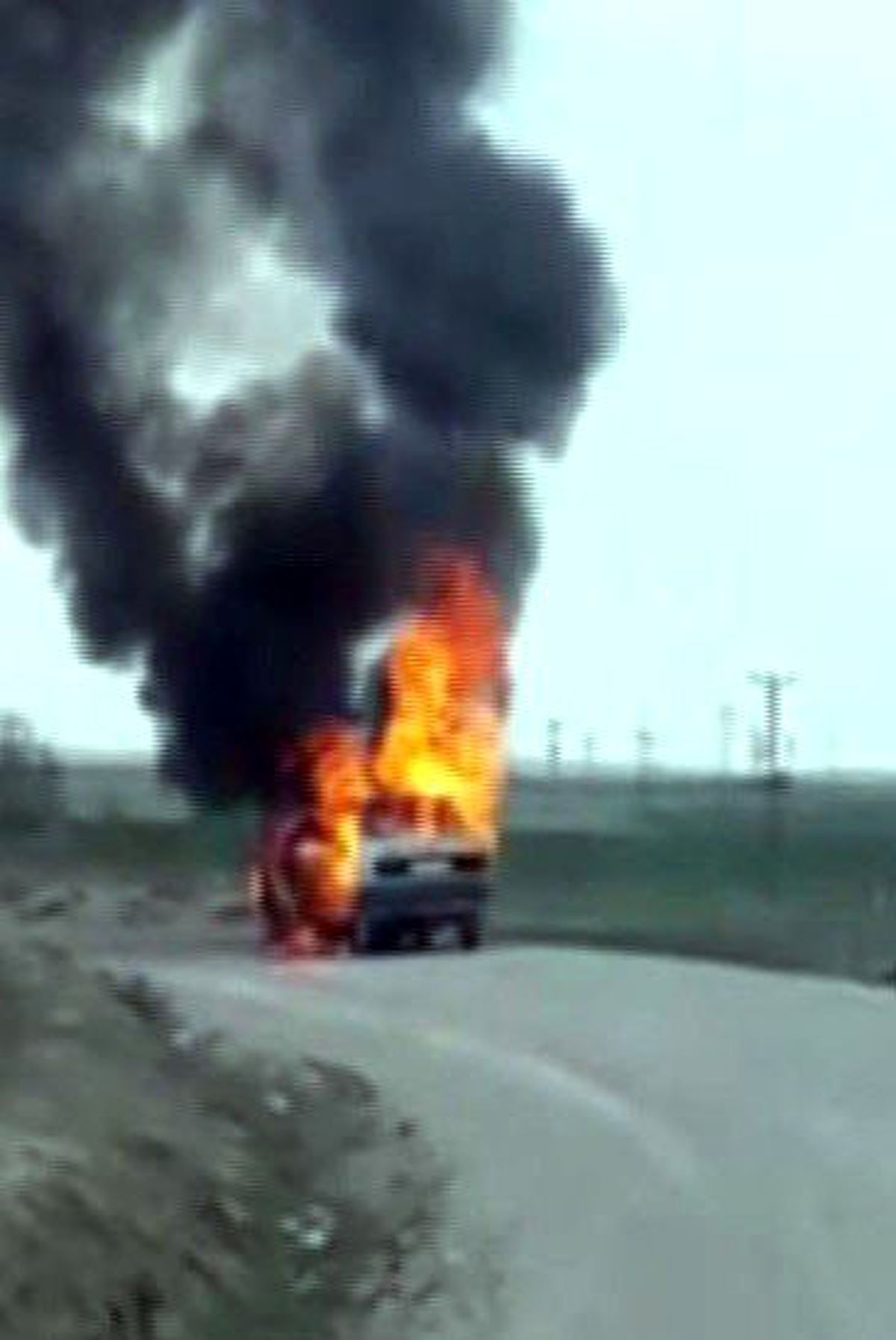 Aksaray'da Otomobil Alev Alev Yandı