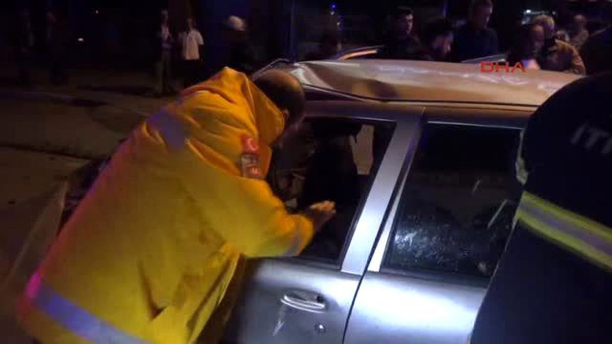 Bursa\'da Trafik Kazası: 1 Ölü, 3 Yaralı