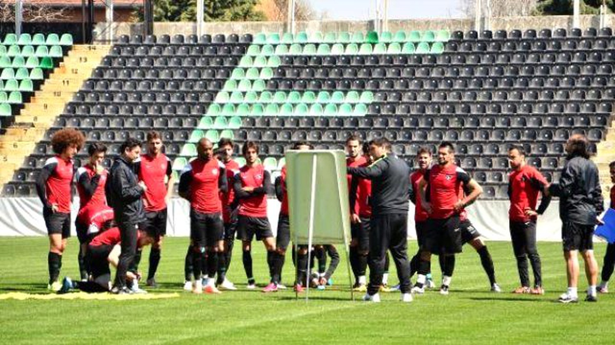 Denizlispor Kader Maçına Hazırlanıyor