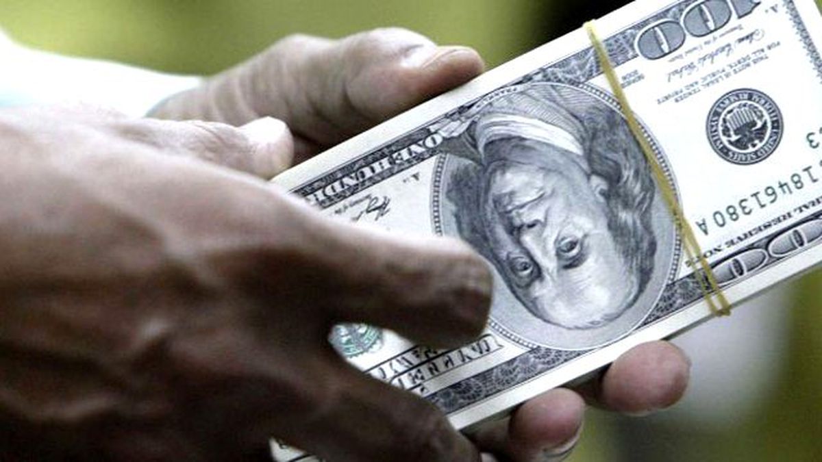 Dolarda 4 Ay Sonra Sert Düşüş