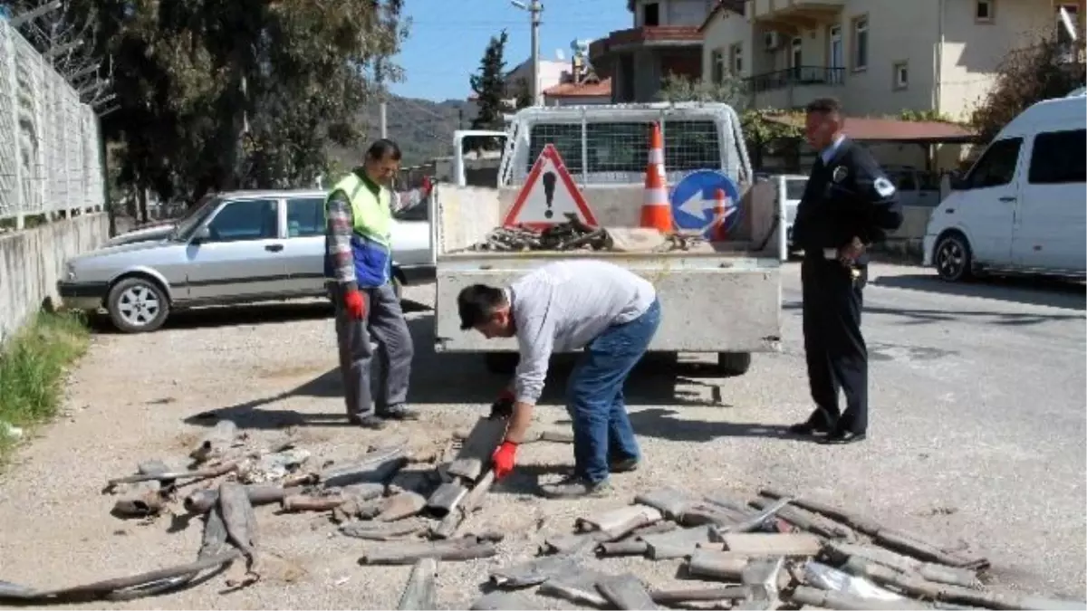 Egzozlar Silindir ile Ezildi