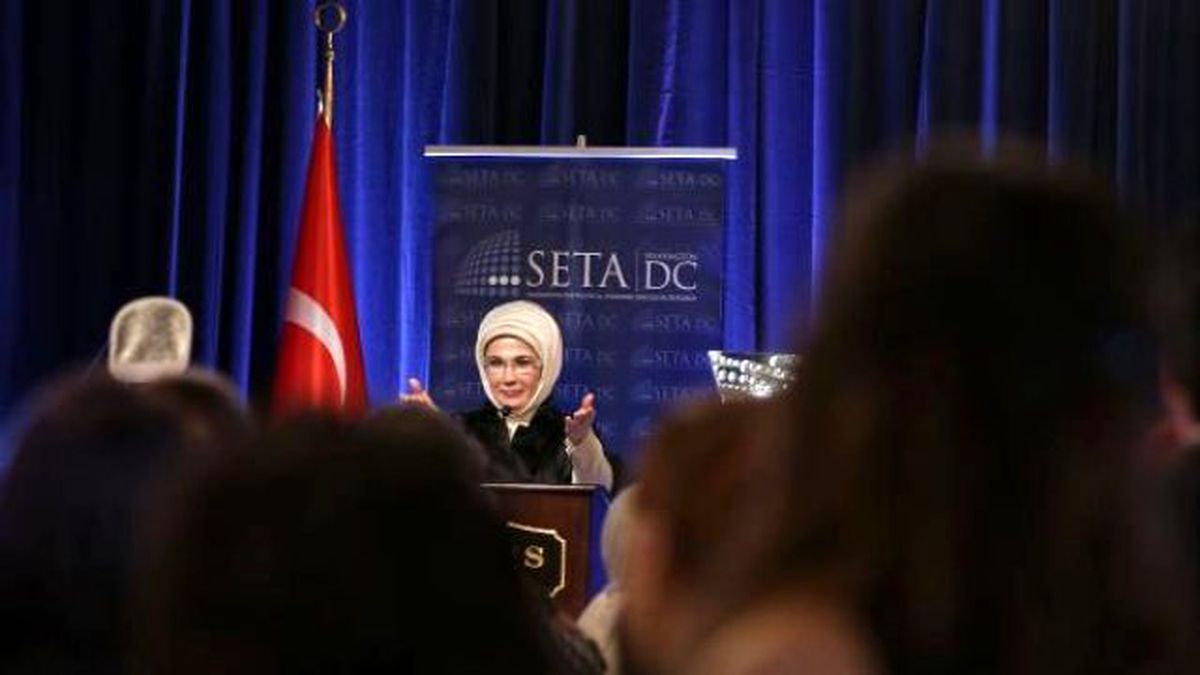 Emine Erdoğan, \'Suriyeli Mülteciler Krizi Paneli\'ne Katıldı