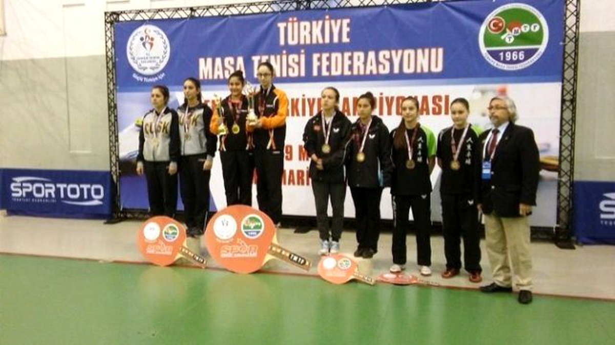Hakkarili Sporcular Türkiye Üçüncüsü Okudu