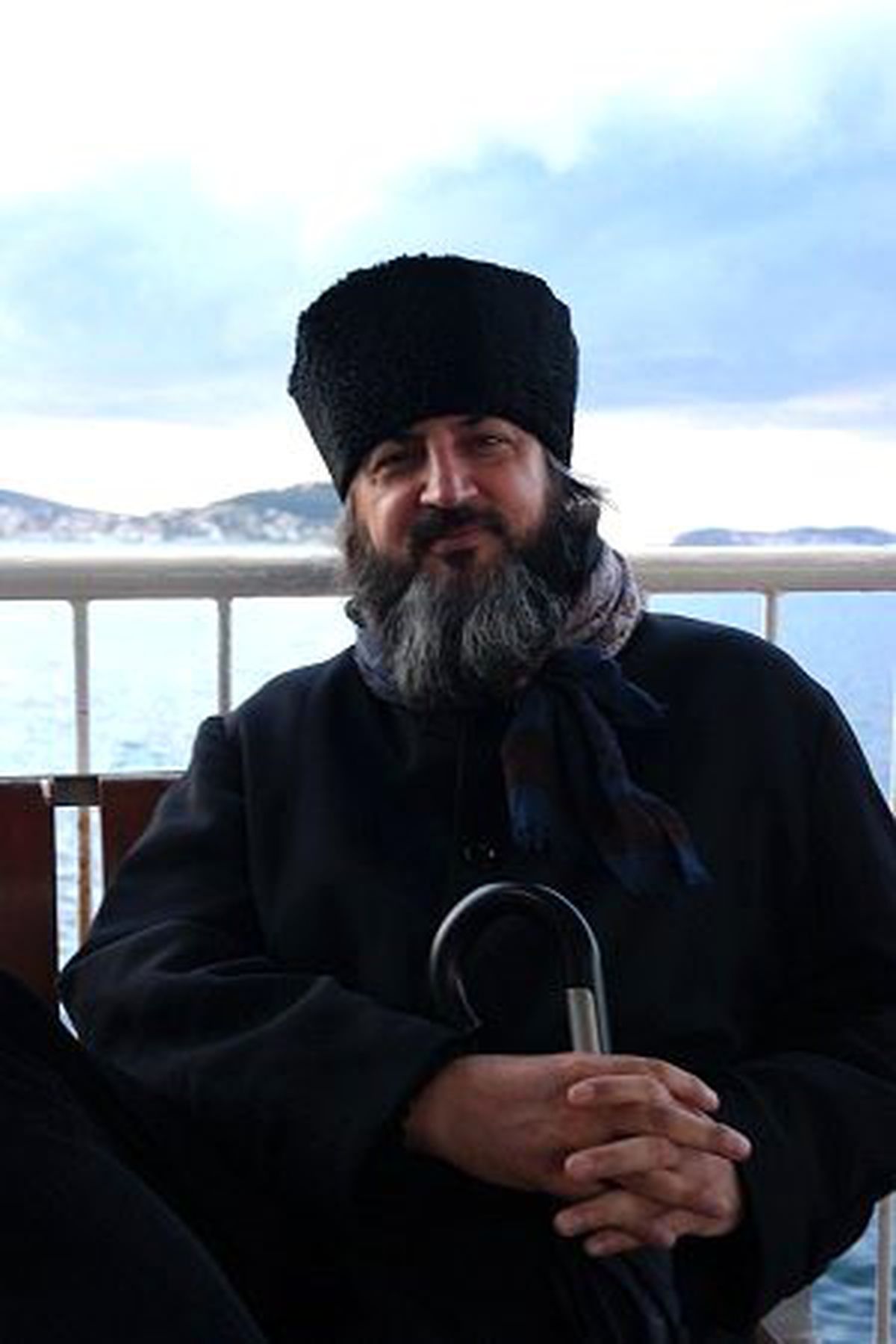 Şarkıcı Çelik Sakallı, Kalpaklı İmajıyla Görüntülendi