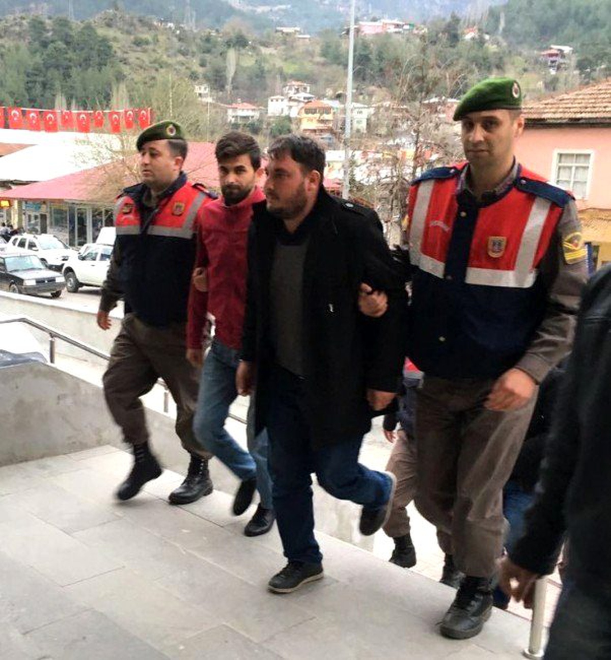 Kablo Hırsızlığı Şebekesine 12 Tutuklama