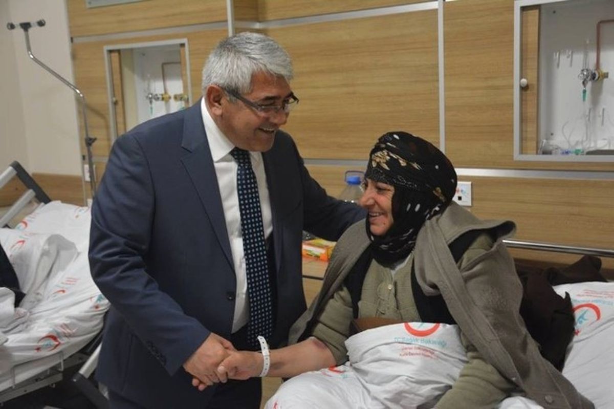 Karslılardan Başkan Karaçanta\'ya Sevgi Yumağı