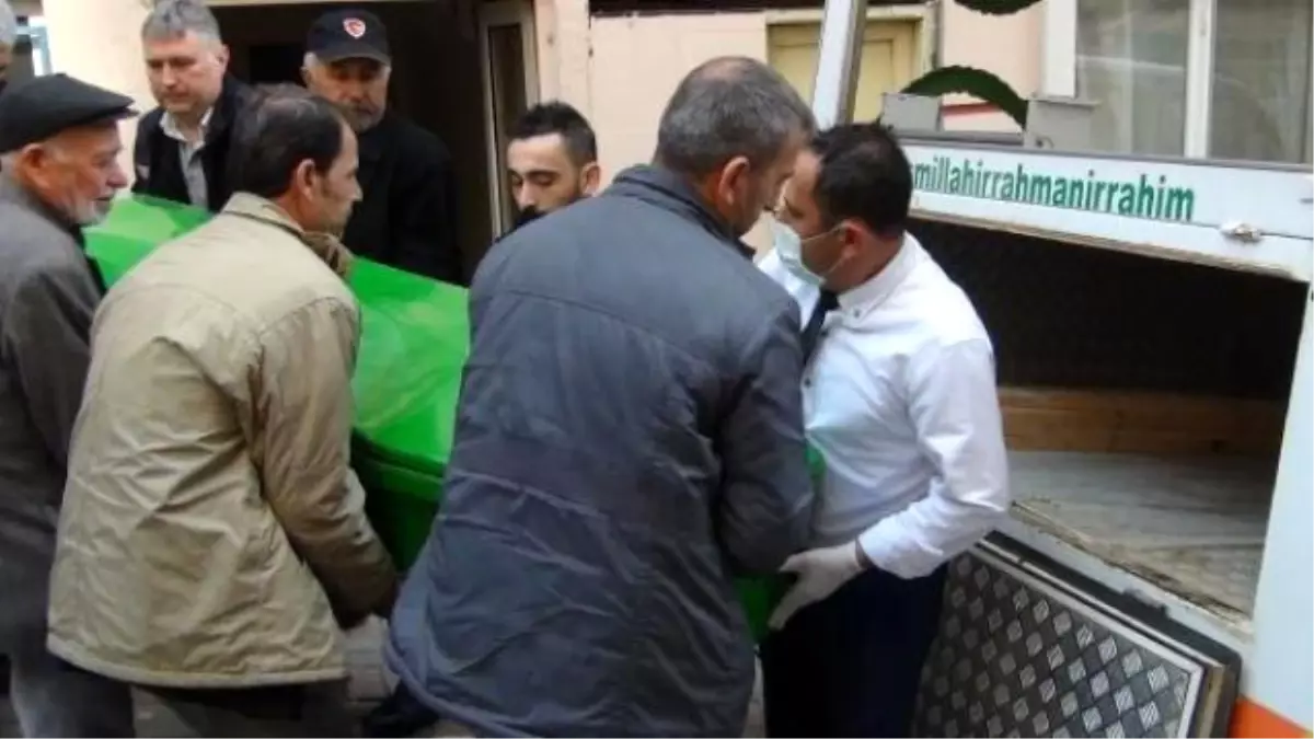 "Kızıma İyi Bakın" Yazılı Not Bırakıp İş Yerinde İntihar Etti