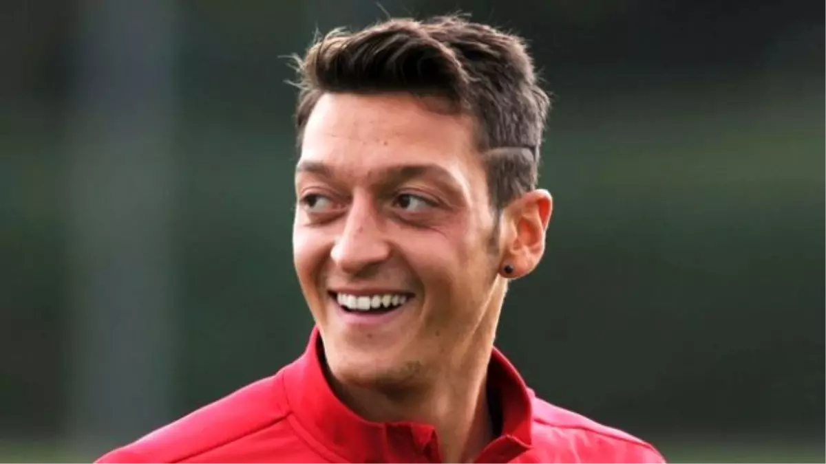 Mesut Özil\'den Guardiola Sözleri!