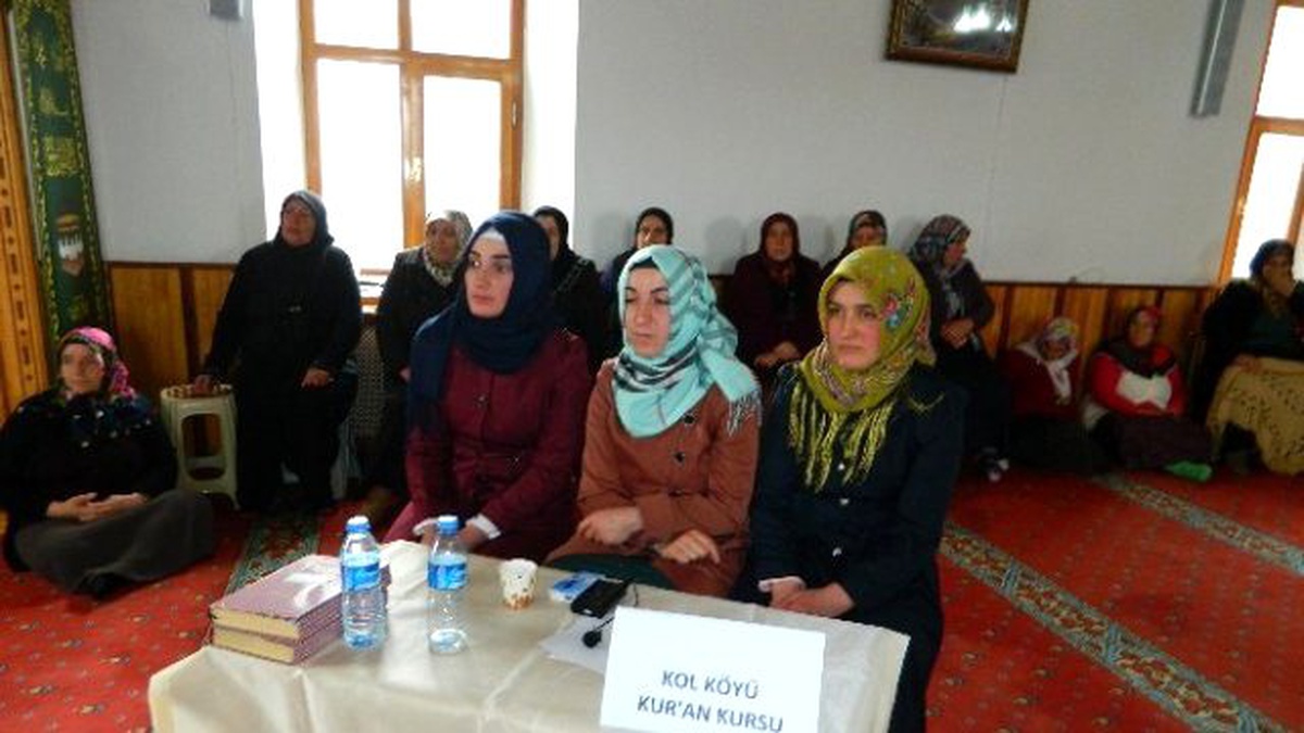 Posof Kutlu Doğuma Kuran Kursları Arası Bilgi Yarışması ile Girdi