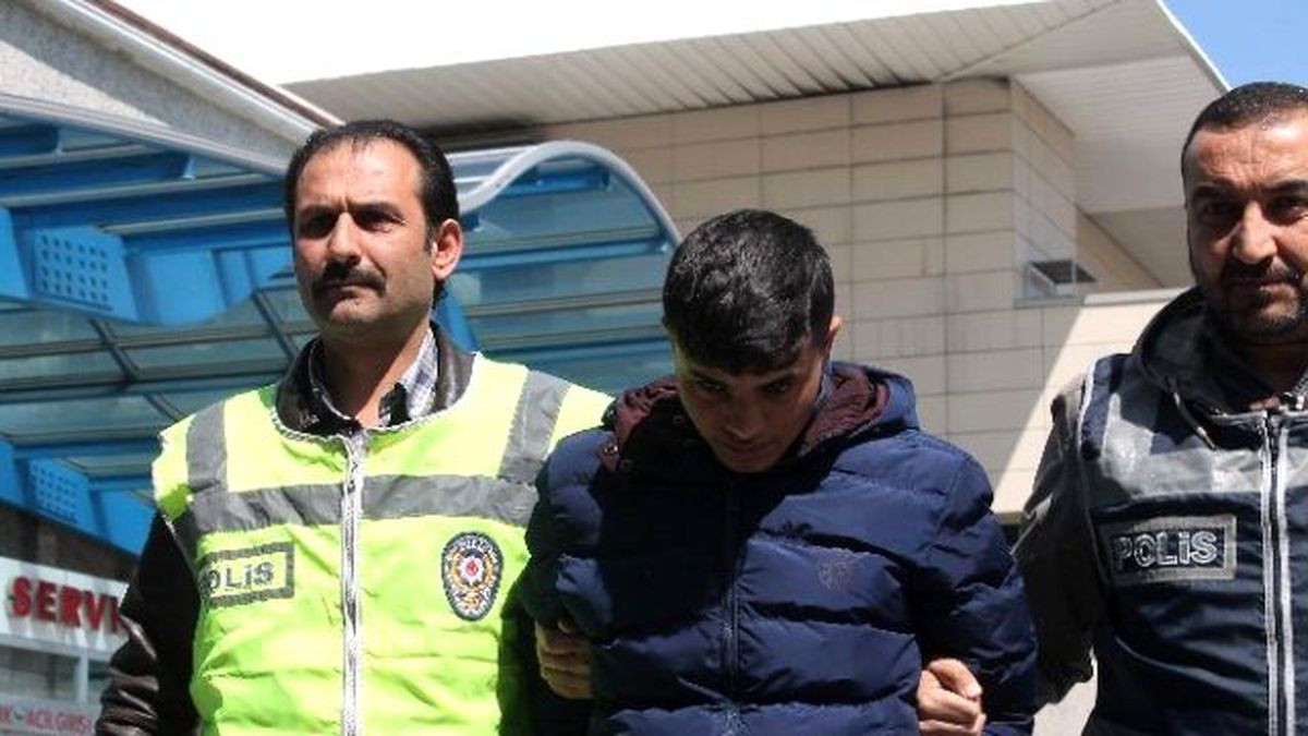Şaşkın Dolandırıcı Altın Poşeti Diye Kargo Kutusunu Alınca Yakalandı