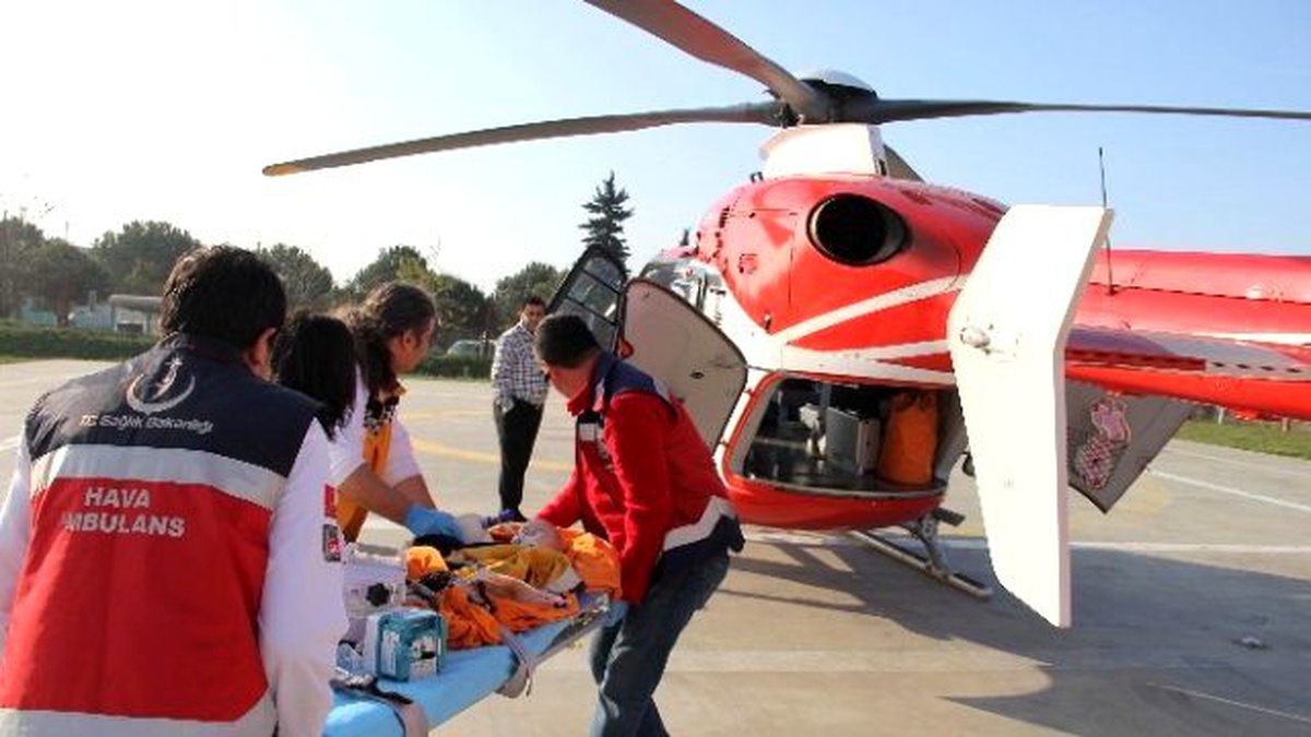 Ambulans Helikopter Kalbi Duran Bebek İçin Havalandı