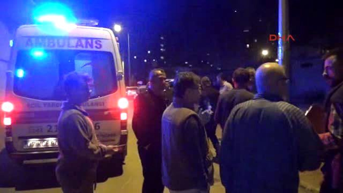 Antalya-Suriyelilerin Kavgasında Baba ve Oğlu Bıçakla Yaralandı