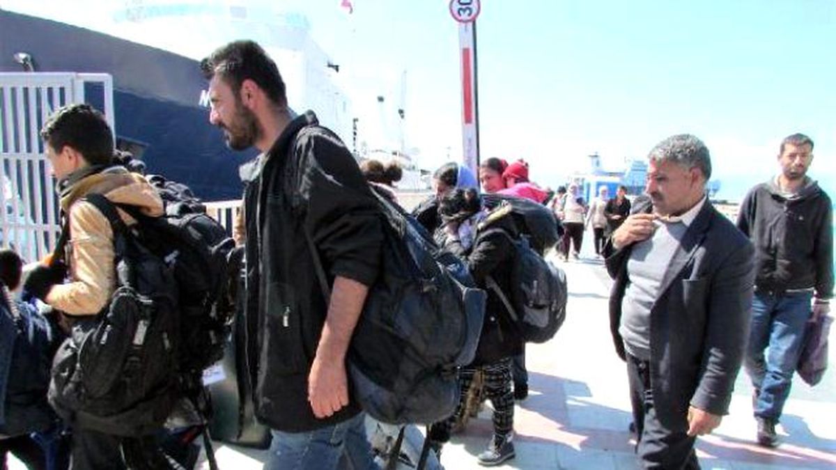 Çeşme Açıklarında Suriyeli 25 Mülteci Yakalandı