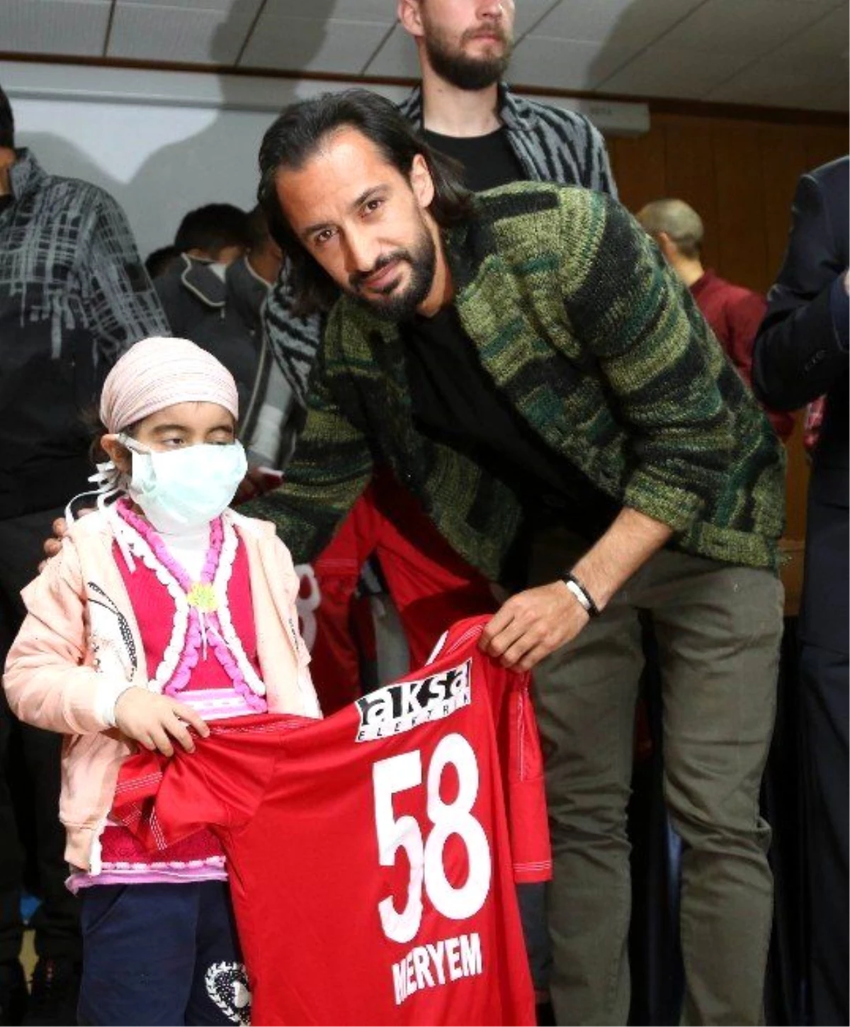 Medicana Sivasspor\'lu Futbolcular Lösemili Çocuklarla Buluştu
