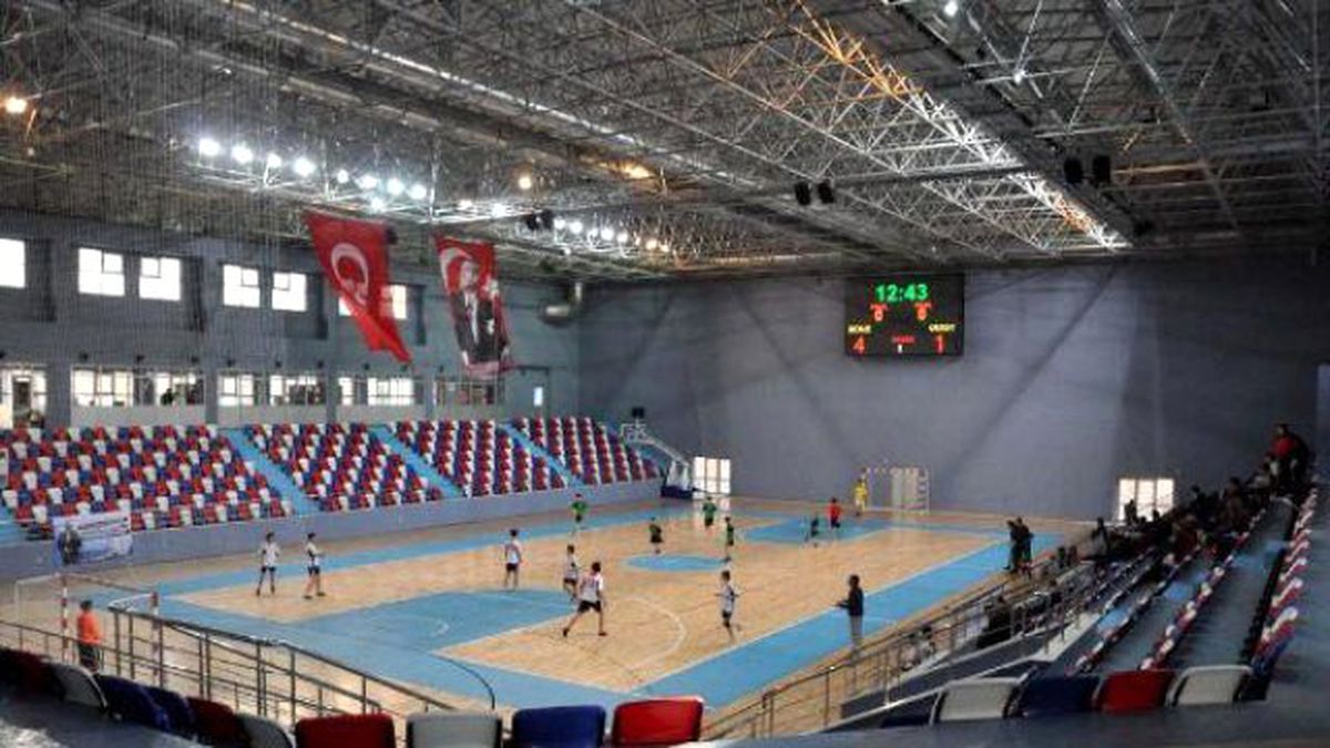 Spor Salonu, İhaleden 20 Yıl Sonra Tamamlandı