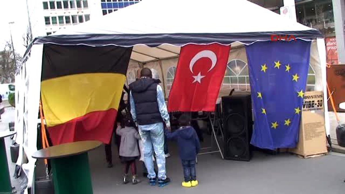 Teröre Dur Demek İçin Uetd Brüksel?de Çadır Kurdu